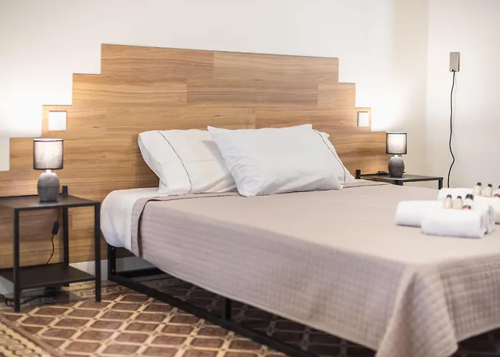 Artistic Home Gazi By Mdk Athens